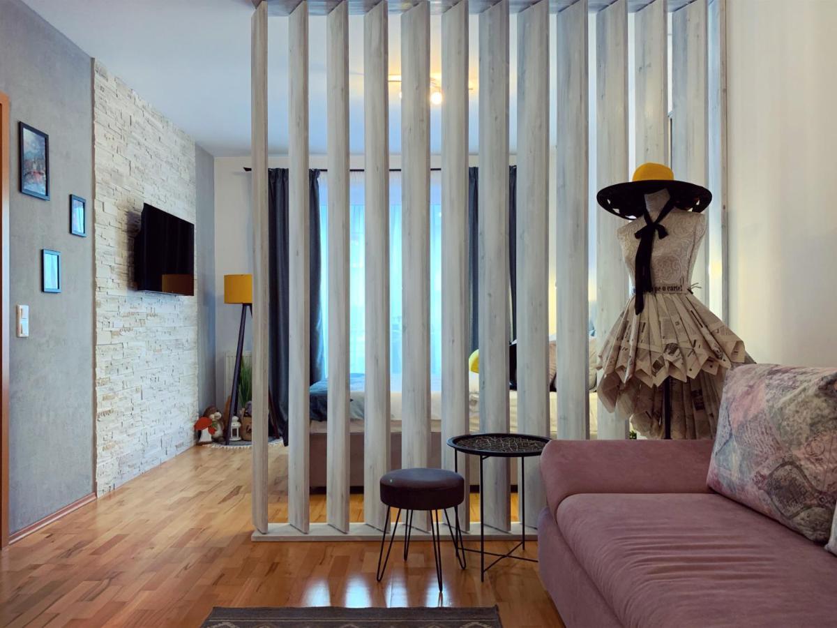 Modern Studio2 Appartement Braşov Buitenkant foto